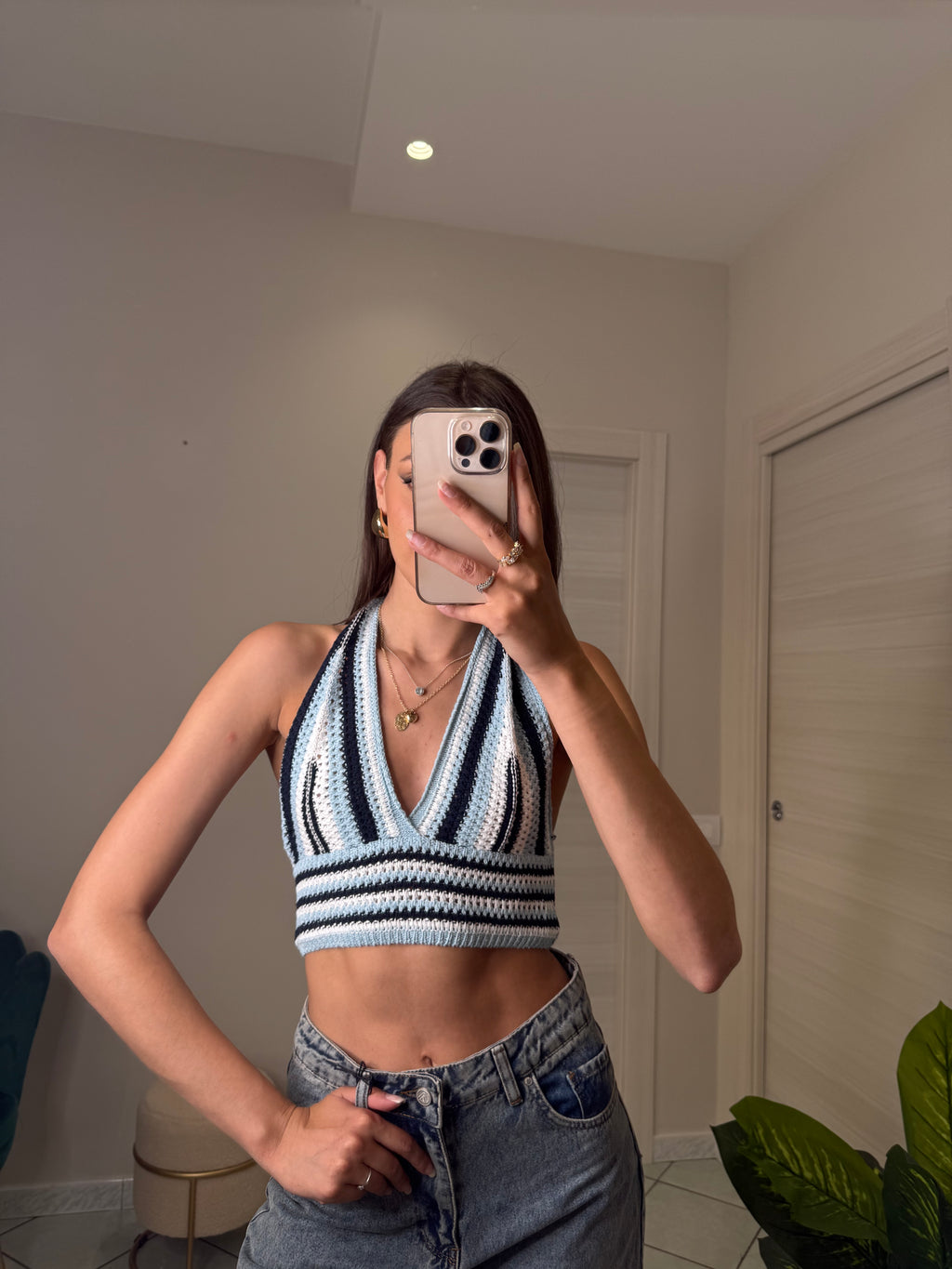 CROP TOP