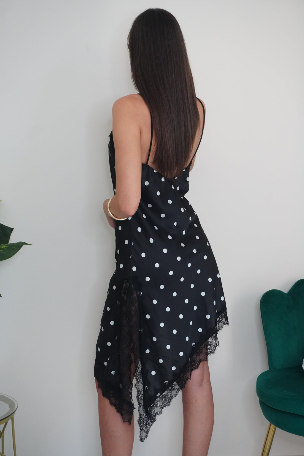 DRESS POIS